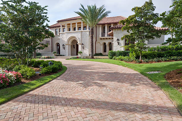 Best Driveway Pavers Contractor  in College Place, WA